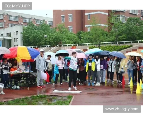 风雨无阻西安全天候户外健身器材测评